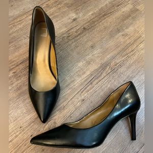 14th & Union black pumps